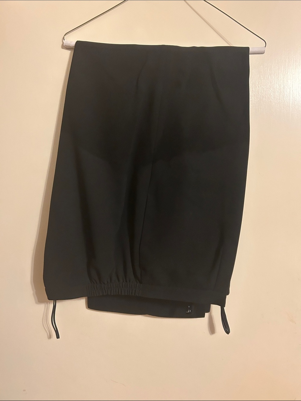BLACK TROUSERS, Ladies - Picture 2 of 2